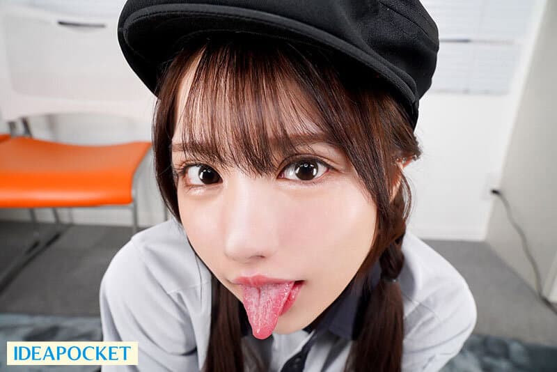 IPVR-331 【VR】被笑容甜美、制服诱惑的最强小恶魔后辈玩弄于股掌之间…【2SEX 8K VR】佐佐木咲