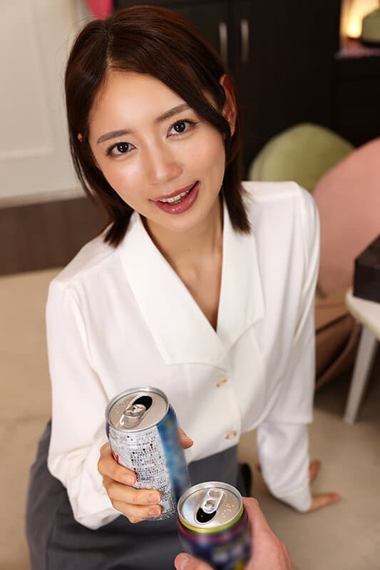 VRKM-1287 【VR】平时严厉的女上司展现真实一面，让人陷入爱河…素颜羞涩性爱VR 美咲环奈