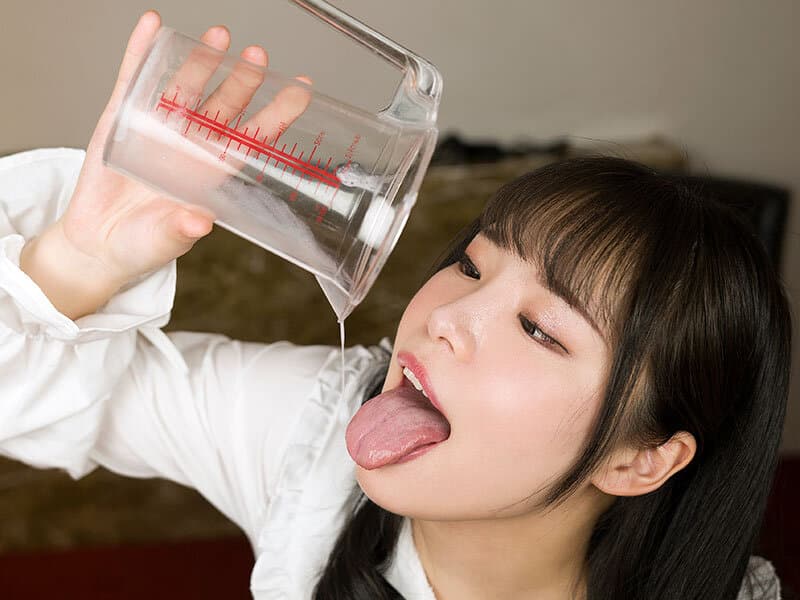 AQUGA-005 [VR] 孩子出生之前我不能离开……？一个变态母狗在生孩子的禁闭室里乞求体内射精，并用怀孕的脏话乞求至死鈴音杏夏