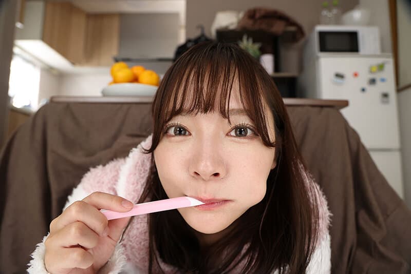 VRKM-1252 【VR】这才是8K！面部特写角度VR ～笑容满满！一整天都在被窝里陪你睡觉和SEX～ 一条美绪