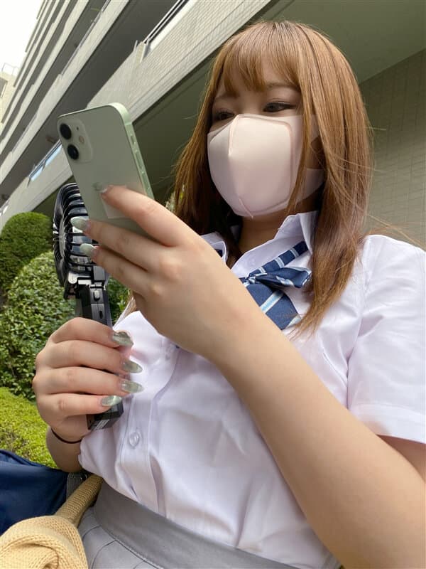 NKKVR-083 【VR】与傲娇JK车内激情！！【超肉感追踪特化】对嚣张女进行无套生SEX狠狠惩罚！！多次高潮内射！！