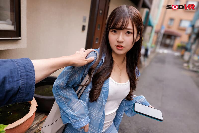 DSVR-1460【VR】「え、本人ですか…？」マッチングアプリで出会ったイケメン好き女子大生（21）に写真詐欺と言われ逃げられる。急な塩対応にムカついたので追跡レ●プして理（わ）解（か）らせてやった。