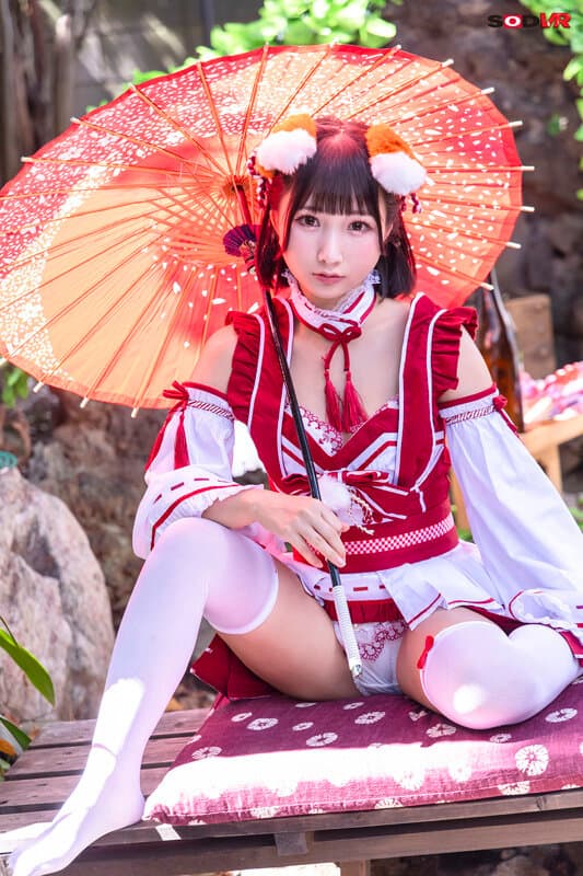 DSVR-1422 【VR】「ニンゲンのオスはこうすればワシを崇めるのじゃろ？」二千年ぶりに現世に舞い降りた無知で好奇心旺盛なのじゃロリ女神様！信仰心を高めるため、ボクのチ●ポをしごいてしゃぶって中出しSEX！ 由良かな