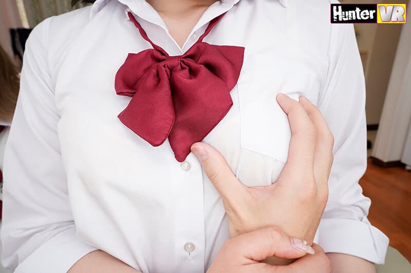 HUNVR-161 【VR】老师，不要墙！学生优等生巨乳妹和小gal同时冲到家中表白，“如果不能选择，请试试哪个更好！”