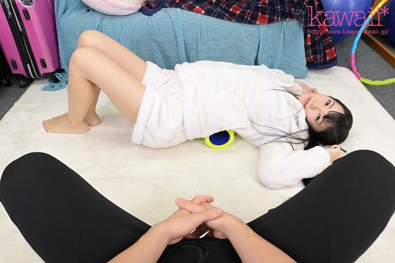 KAVR-064 [VR]“SEX好像很糟糕……成为姐姐男朋友的人我很抱歉。”如果我取笑没有运动感的姐姐…… 柳井める