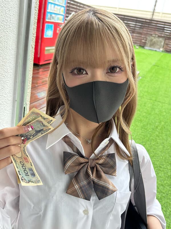 VRKM-1644 【VR】这才是8K！面部特写视角VR ~辣妹女高中生x面部特写视角！蓝濑美奈的倾身前驱骑乘位让你欲罢不能！！