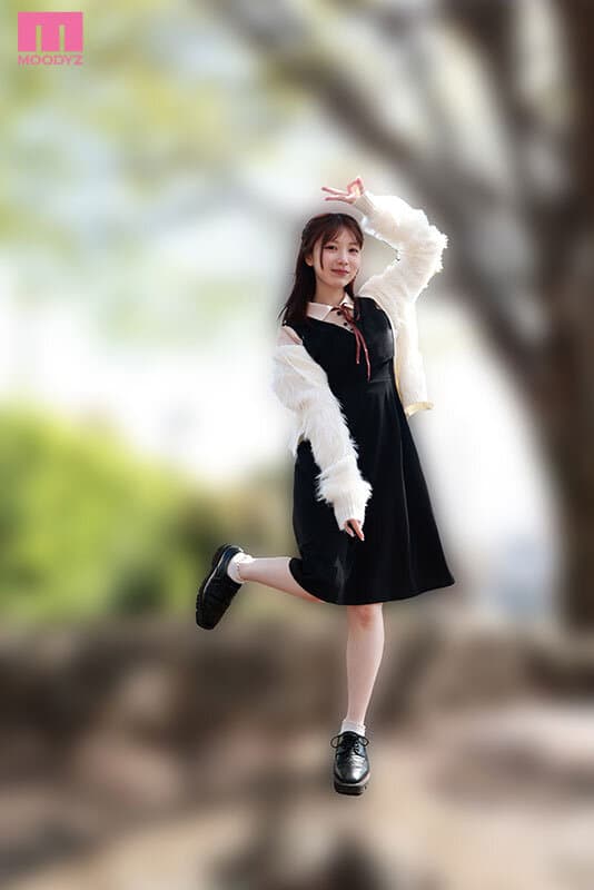 MDVR-369 【VR】从初次过夜约会到四年后 为了让澪重拾当初的清纯感觉而邀她约会，牵手、接吻、欢笑，和世界上最爱的澪共度一晚，一发、两发、三发… 石川澪