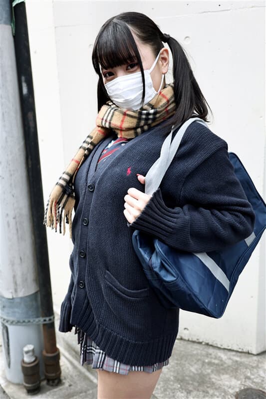 NKKVR-058 [Vr]【超肉体专精】社团活动结束，把蒙着面具的mutchimuchi学生J*叫到情趣旅馆，拍下POV VR