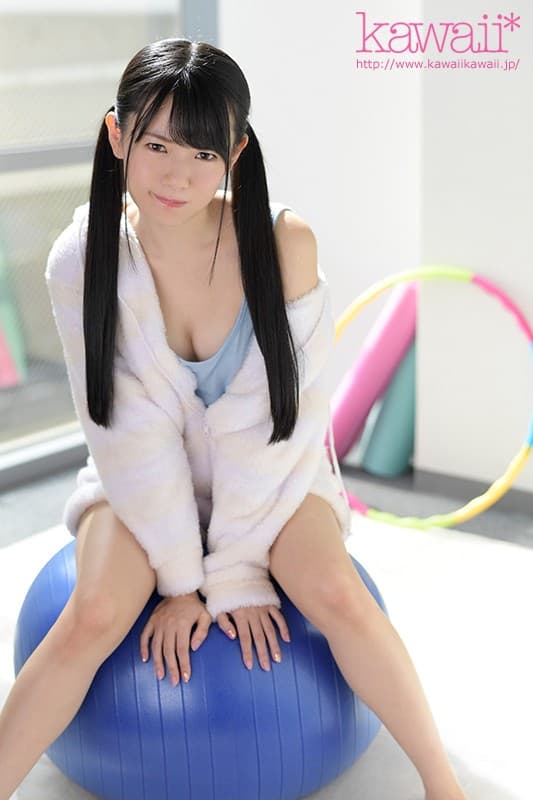 KAVR-064 [VR]“SEX好像很糟糕……成为姐姐男朋友的人我很抱歉。”如果我取笑没有运动感的姐姐…… 柳井める