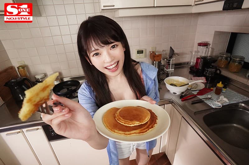 SIVR-105【VR】僕の彼女はAV女優‘槙いずな’クールな印象だったけど実は人懐っこくて笑顔が超似合う！ 甘えん坊で常にベタベタ密着！耳元で挿入おねだりイクイク早漏VR