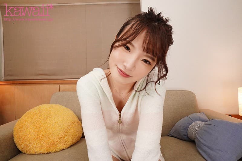 KAVR-143【VR】関西弁でめちゃくちゃチ●ポ欲しがるボクの事を好き過ぎるかまってちゃん彼女みずきとイチャイチャ同棲性活 南みずき