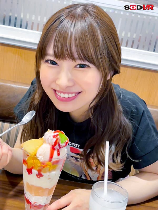 DSVR-1390【VR】ファミレスデートでも喜んでくれる性格最高カノジョと休日24時間ヤリまくるシアワセいっぱいイチャラブ素顔 SEX8発！！ 佐々木ひな