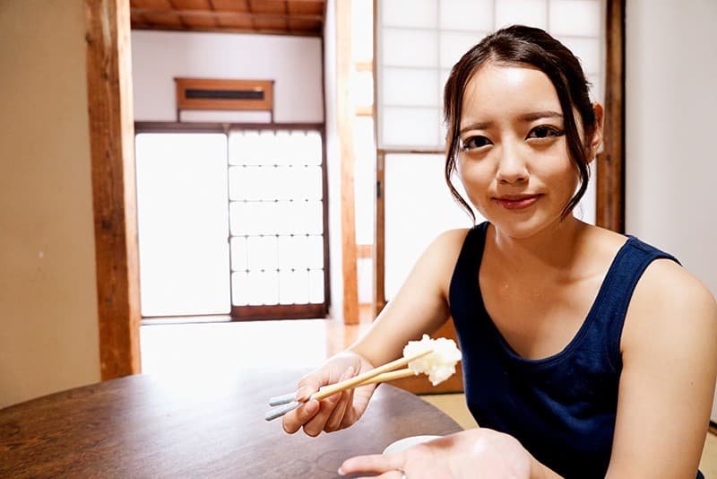 DOVR-054 [VR] 只能看到婆婆被收债员强奸美咲かんな