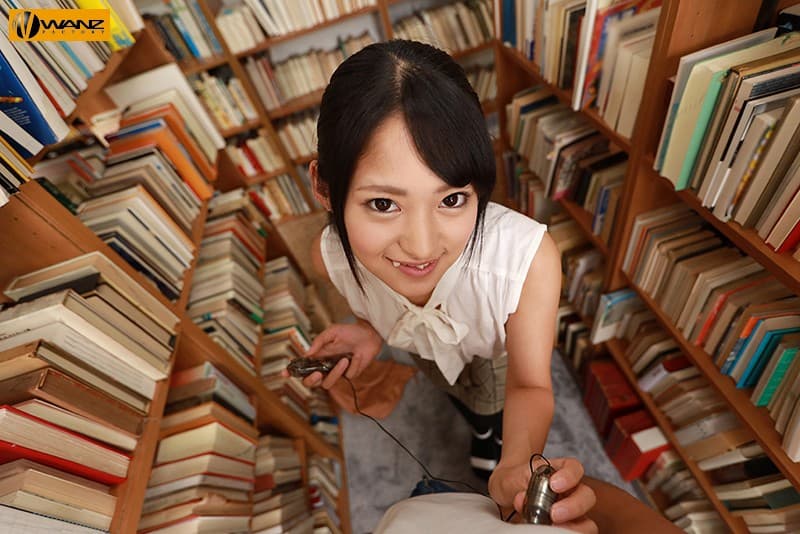 WAVR-089 [VR] 说出来绝对出！ ！！即使女朋友就在我身边……图书馆里的寂静??眼镜文学一个女孩让我肮脏VR 渚みつき