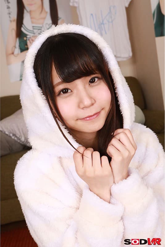 DSVR-551 [VR] 与前偶像的超萌少女SEX从头到尾亲吻100次永野いち夏