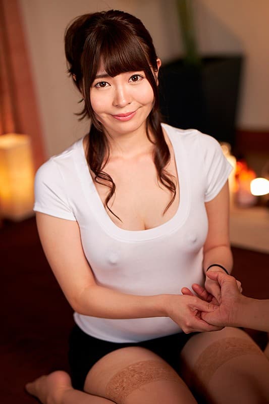 KMVR-766 [VR] 居家外派美学家刻意“不戴胸罩”“奶嘴”“完全控制”有胸的男人三船かれん