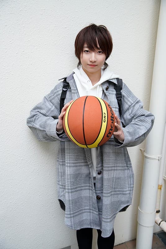 URVRSP-037 [VR] 总是像男朋友一样说话的儿时朋友Efu