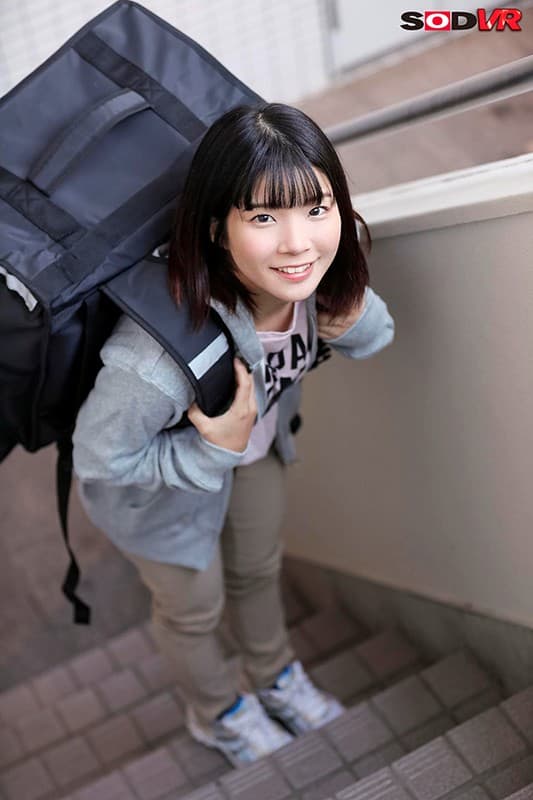 DSVR-602 [VR] 幸运的淫荡送货员[第一次 SEX 禁令解除] 那个素人女孩遇见并乞求匆忙和阴道射精！