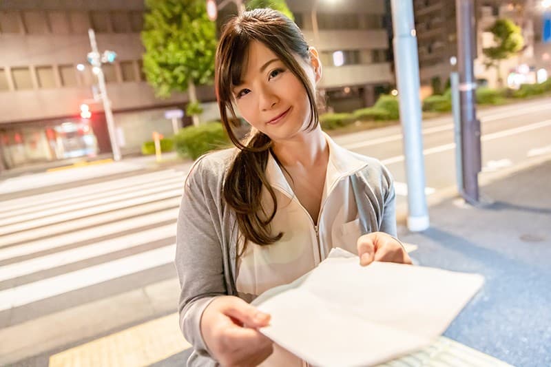 HOTVR-007 [VR] 为暗黑事业恢复活力的中出美学 “这是商店的秘密……？” 一边被美丽的美学家的淫秽邀请弄糊涂，一边舔着全身，完全勃起！用插入生插入，无法忍受，是丰富的阴道射精！ ！！负责人：茹茹葉山るる