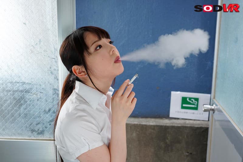 DSVR-532 [VR] 吸烟口交交替吸烟的女性和吉婆