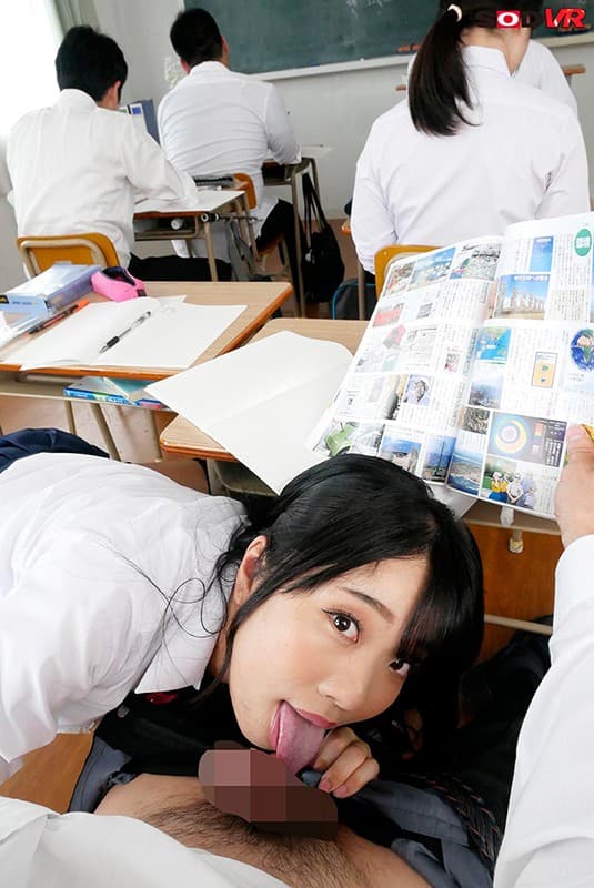 DSVR-569 [VR] 佛茶川！方便的赛夫勒 Miu-chan 有一点大山雀，让你在秘密的任何地方蚀刻！ 満島みう