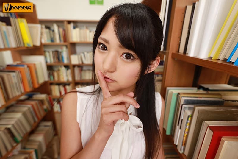 WAVR-089 [VR] 说出来绝对出！ ！！即使女朋友就在我身边……图书馆里的寂静??眼镜文学一个女孩让我肮脏VR 渚みつき