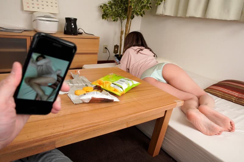 KMVR-604 【VR】ツンデレな可愛い彼女と二人の部屋で毎日ヤリまくり…だがそれがいい あべみかこ