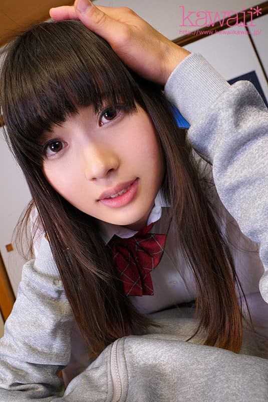 KAVR-032 【VR】お兄ちゃん連呼！仮想兄妹体験VR 妹に甘え声で超密着されて… 誘惑に負けちゃったボク 友利ほのか