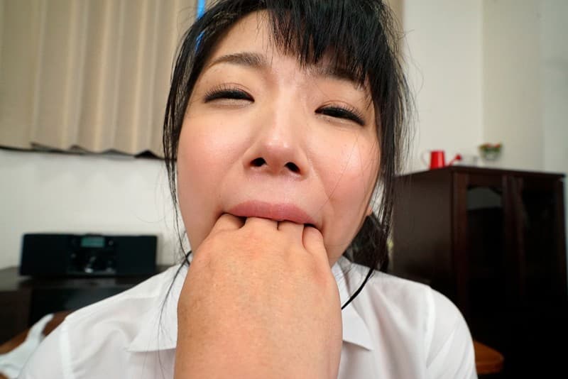 KMVR-657 [VR] 出生在贫困家庭的生命终结。天真大屁股妹子受孕男 ● 唱片三日奈