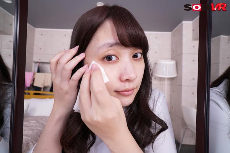 DSVR-386 【VR】【新感覚！すっぴんVR】終電を逃して会社の女同期の家に泊まることに…メイクを落としたすっぴん顔が超可愛いくて発情！ 桜木優希音