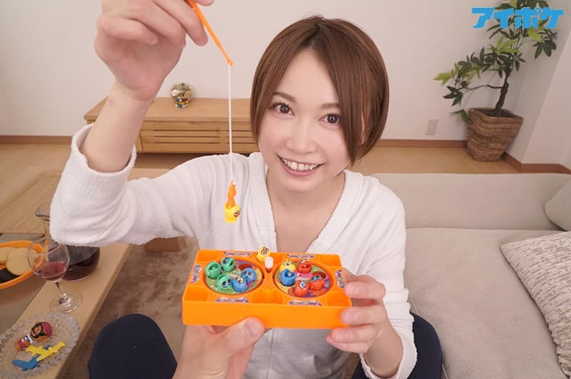 IPVR-018 【VR】付き合って100日記念を祝って初めての中出し性交。ボクの事が好き過ぎて子供まで欲しがる「美音」の気持ちを汲んで思う存分膣内発射。 いっぱい精子出してあげるね。 音市美音