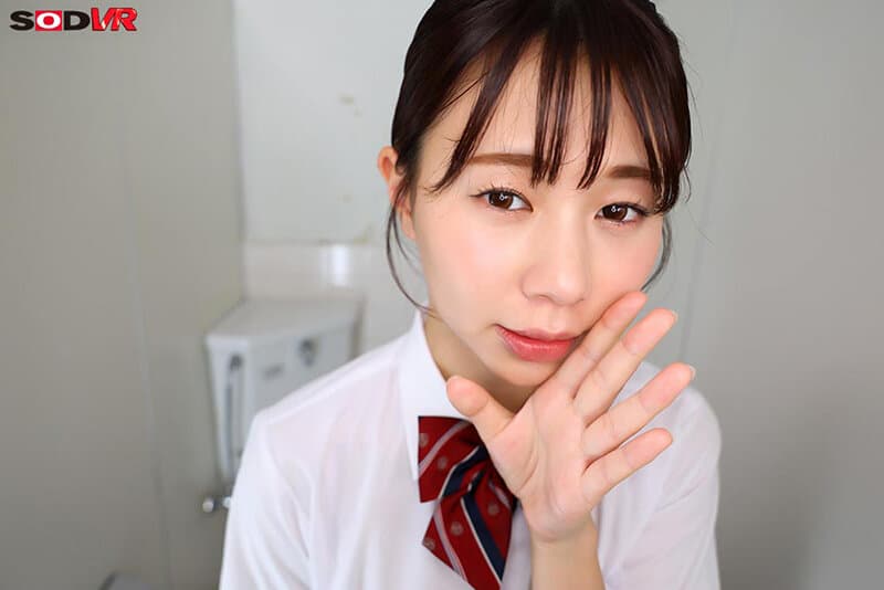 DSVR-1883 【VR】【8K】正经的班长其实是个被看到就会兴奋的暴露狂 五芭