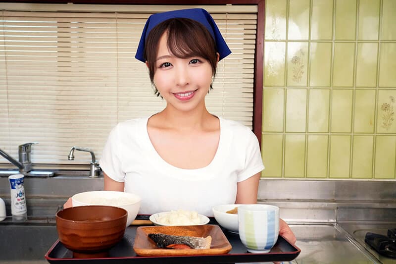 SAVR-929 【VR】在乡村民宿打工时，短发巨乳老板娘边工作边为我打飞机 宍户里帆