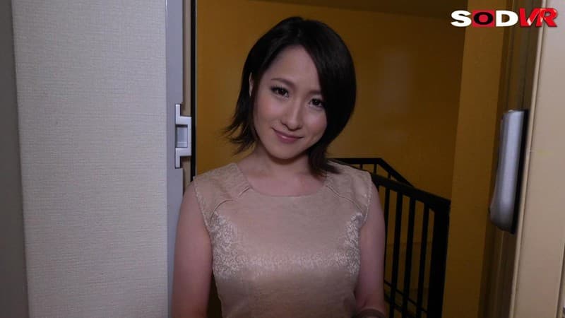 DSVR-156 [VR] 「我想和Deriheru 小姐一起制作！」在Sumata 中多次尝试插入… 不知不觉中，接受Ji Po 的大奶Deriheru 小姐不经意地在里面射精！