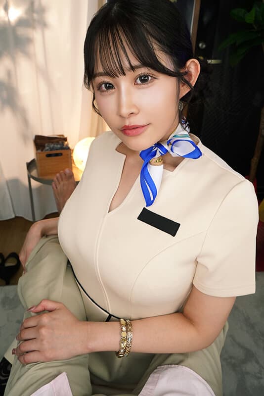 PXVR-363 【VR】焦らしの天才！「もうなんでもするからチ○コ触ってぇえっ！！」と男性客を悶絶させるのが趣味のKカップ小悪魔痴女ヤリマンエステティシャン 二羽紗愛 【8K】