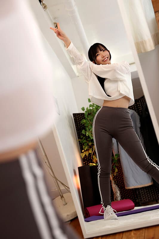 SAVR-955 【VR】在训练中被反复推向巅峰，出道前夕被大量内射的言听计从的偶像练习生 Hちゃん