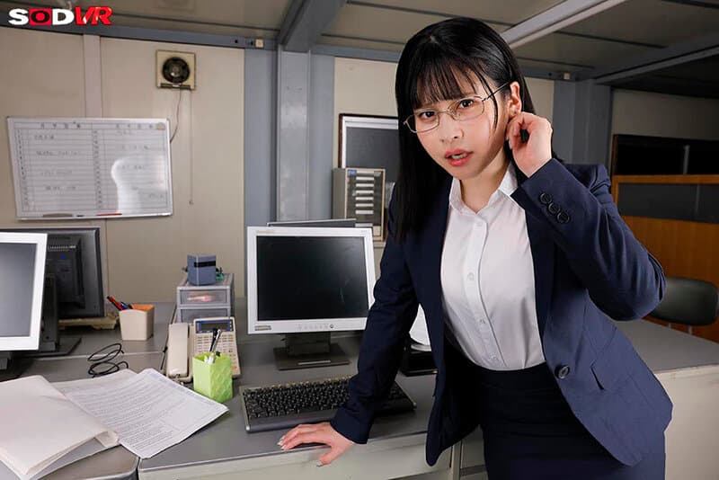 DSVR-1913 【VR】【8K】「快来看看我的××吧！」表面正经的女上司，实则是淫语尖叫的淫乱痴女 毫无尊严与威严的低俗性交 优梨舞奈