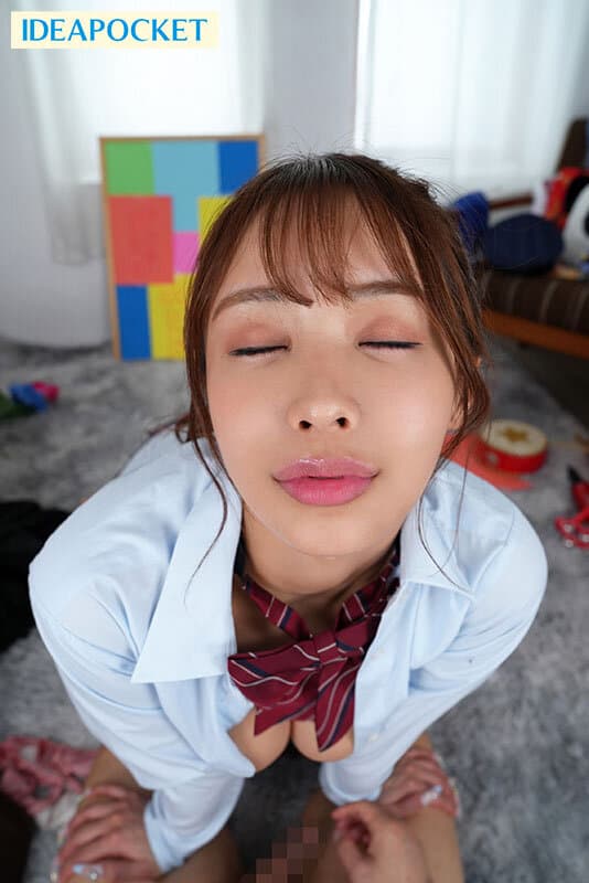 IPVR-352 【VR】学园祭节目中的女仆装，一直暗恋朋友的姐姐突然出现……目不转睛！丰满G罩杯与紧致大腿性感无敌！绝对领域让小弟挺立！两人偷偷共度暧昧前夜 长滨美津里