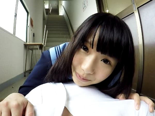 WPLVR-002 【VR】長尺＆超主観！！制服美少女に100分間ず～っと照れるほど見つめられる乳首いじりVR