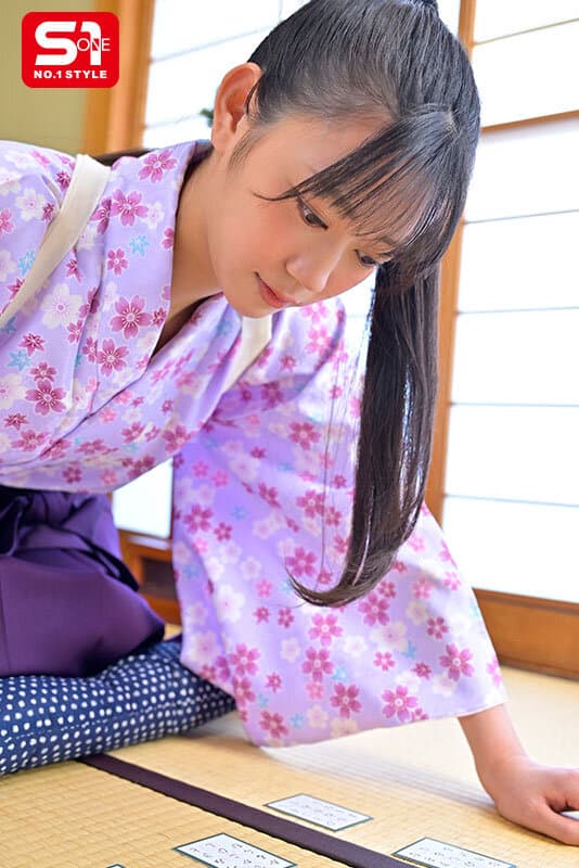 SIVR-473 【VR】運命を感じたライバル（競技かるた）の袴美女は千年の恋に心を馳せるロマンチスト…ではなく175cm長身美脚のアオハル制服少女で「逢いたい=SEXしたい」超絶倫性欲モンスターだったのです。 明日葉みつは