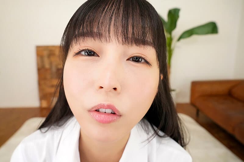 SAVR-942 【VR】父母不在家的两天 被痴迷恋兄的义妹甜蜜亲吻和全身舔舐彻底攻陷 本城华奈