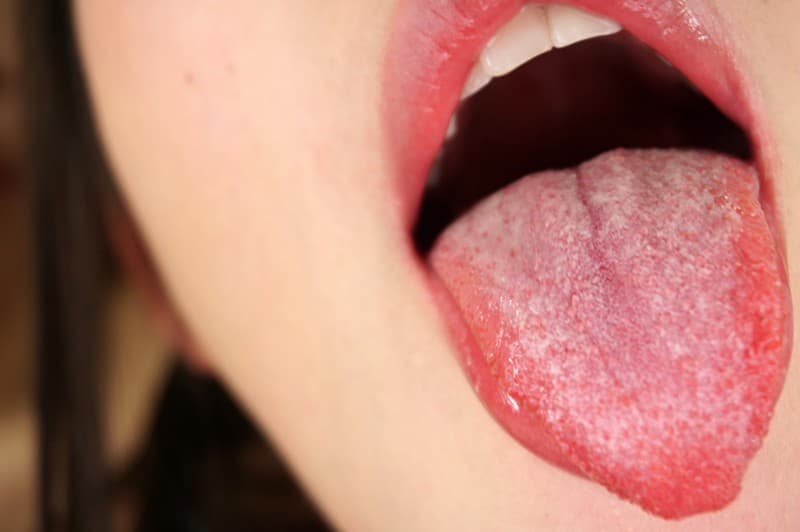 MOVR-001 【VR】さんにんえっち いくみとみひなは親友で僕のセフレ