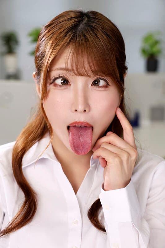 VRKM-1764 【VR】颜艺天才！！明里 ～对我严厉的前暴走族前辈明里，竟是高潮时会露出颜艺的变态OL～ 新村明里