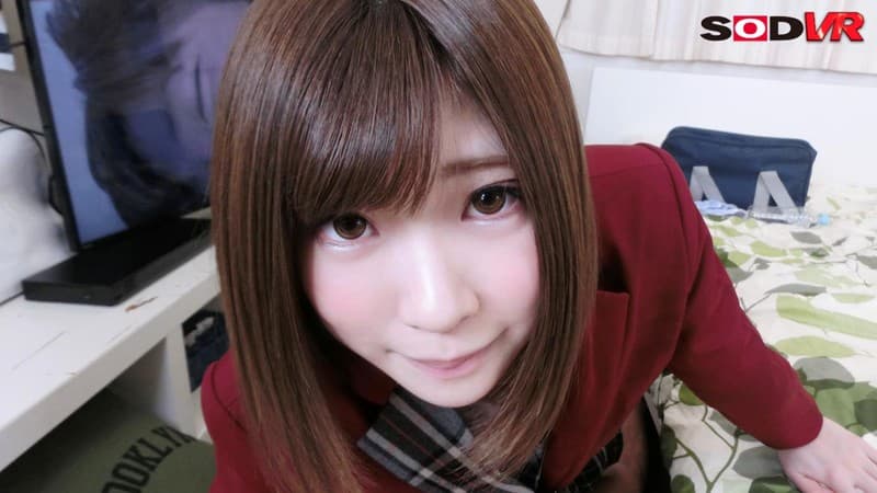 DSVR-197 【VR】クラスメイトと2人っきりでAV鑑賞！はじめて観る過激なエロシーンの連発にパンティー越しにもわかるくらいのシミができちゃった彼女は…