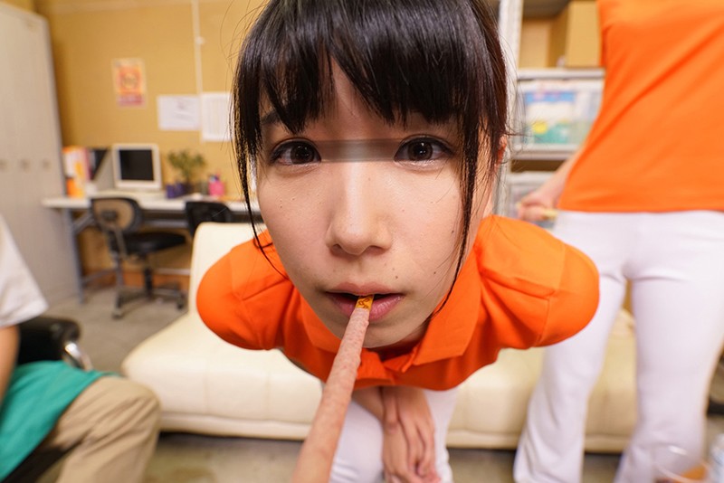 DANDYVR-002 【VR】超長尺VR 「バイト終わりのプチ送別会で野球拳！ 女を忘れたパートの美人おばさんは息子ほど年の離れたイケメンチ○ポなら中出しされても嫌じゃない」