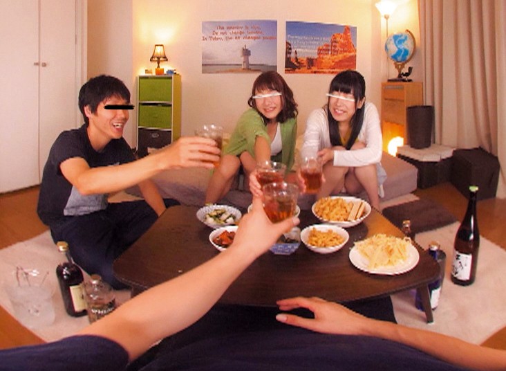 GDHVR-001 【VR】VR長尺 初VR記念！2作品同時収録！！！エビ反りイキするヤリマン女子と目が合った！？ヤリチンの男友達はボクの部屋をいつもホテル代わりにして超ヤリマンな女子○生のセフレとセックス三昧！！しかも超敏感な女の子でボクが目の前にいるのも気にせず喘ぎまくり！