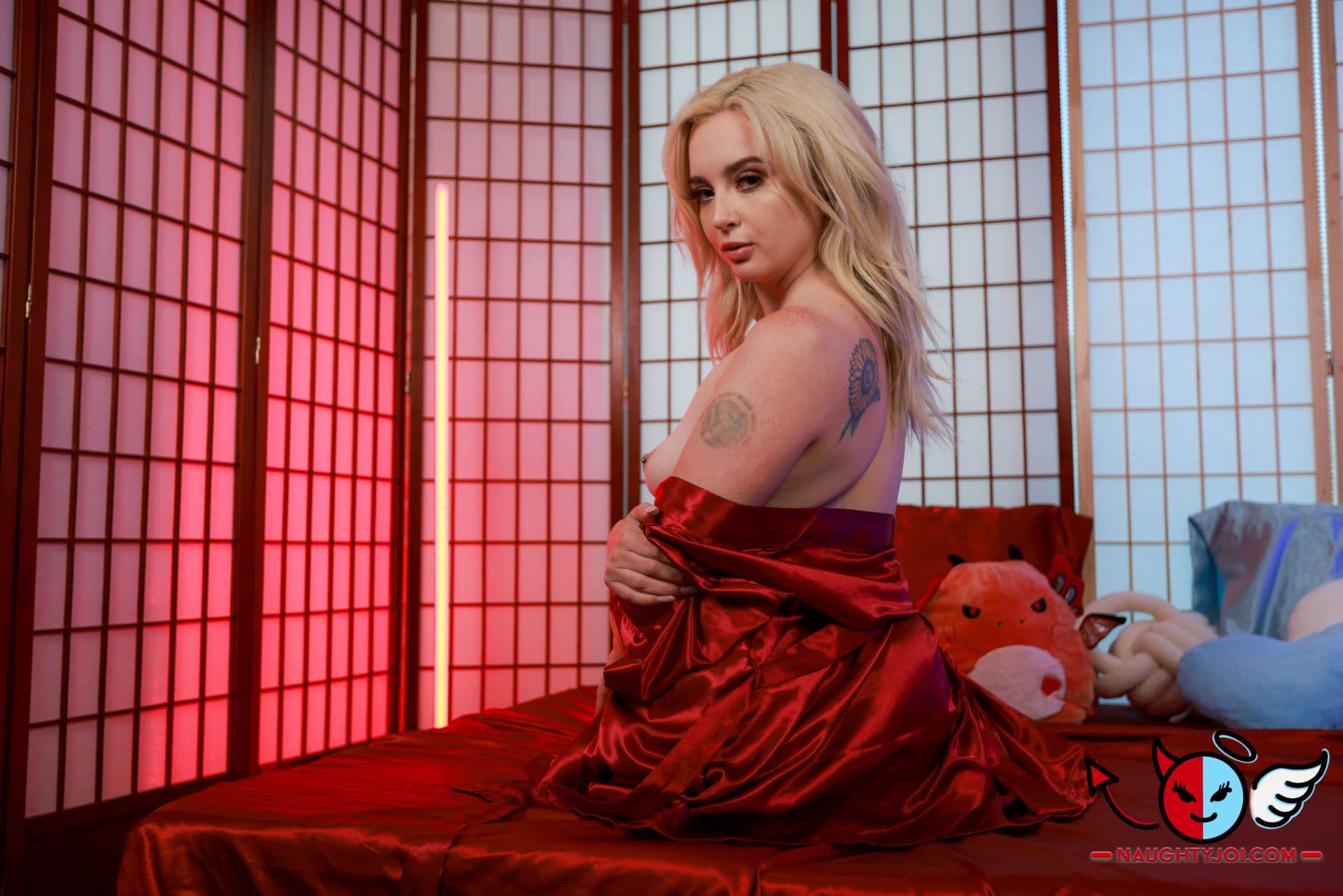 Lexi Lore then deflates your balls mercilessly 影片截图 5