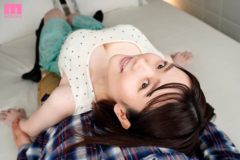 MDVR-249 【VR】最高8K画质x最强神乳 早上醒来水卜さくら就在我面前,有女朋友的我却越线了… 影片截图 8