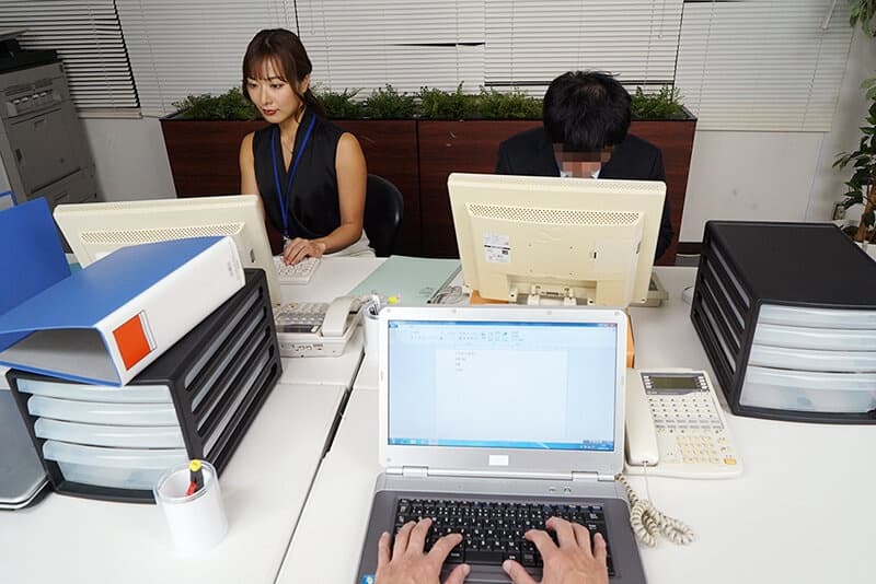 PXVR-241【VR】俺を好きすぎるツンデレ上司は夜のオフィスで腰振りおねだりする 水川潤【8K】に出てるAV女優名まとめP-BOX VR – PXVR-241