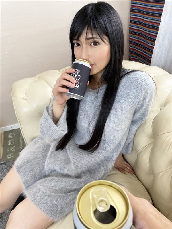 KIWVR-335 【VR】【ヤリマン数珠つなぎ】「あなたより極エロなヤリマン紹介してくれませんか？」セフレの友達はエロいのか！中出しをオネダリしてくるS級スレンダー美女に【体操着コスプレ】させて潮吹き＆絶頂連発させてやった【口内発射?中出し2発?顔射】 もあ